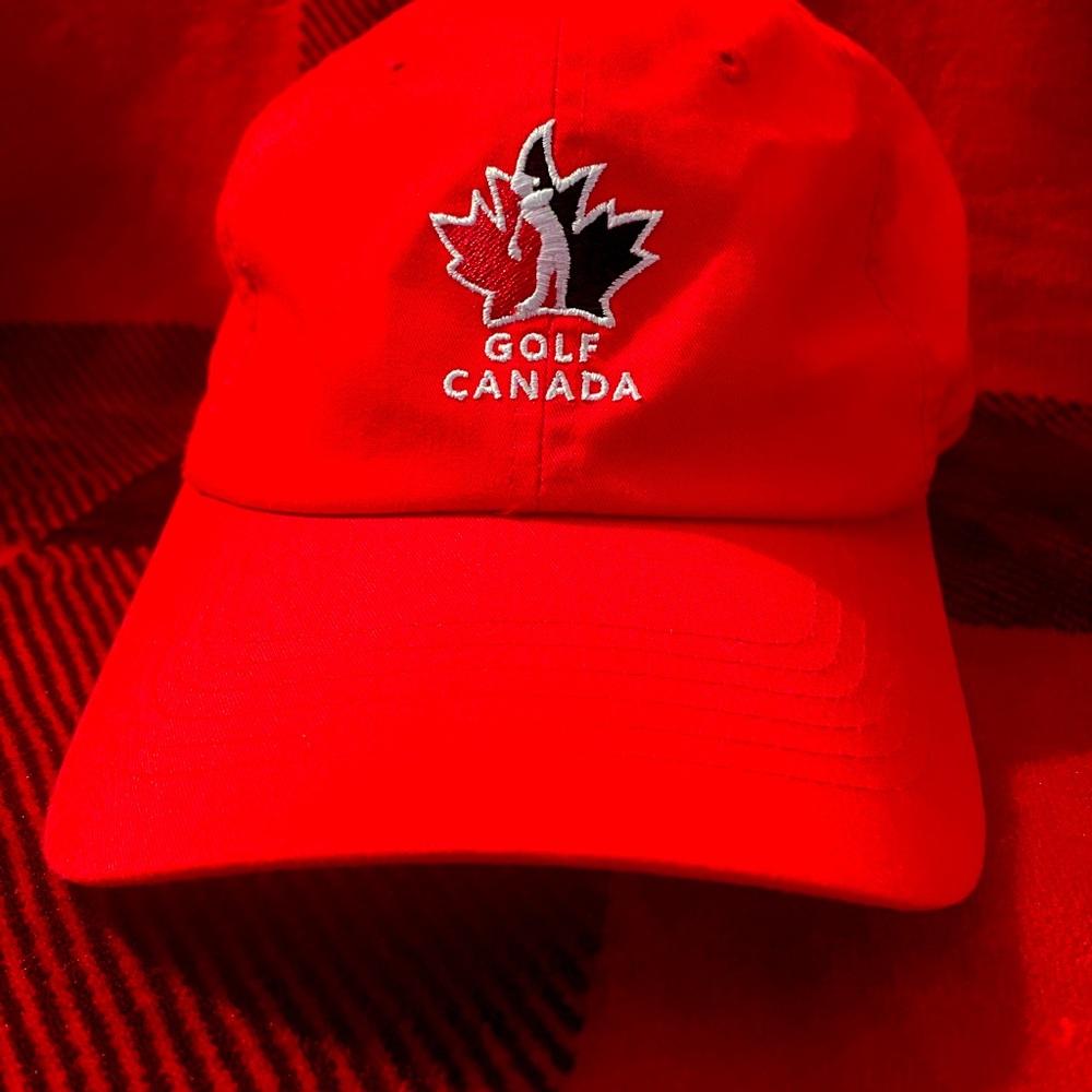 Golf Canada red  baseball hat